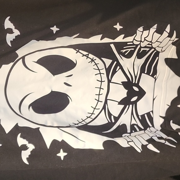 Womens size XL hoodie with skull on it by talha - Picture 2 of 5